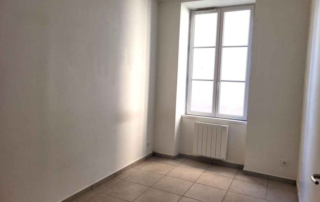 Annonces LATOURDESALVAGNY : Apartment | L'ARBRESLE (69210) | 53 m2 | 155 000 € 